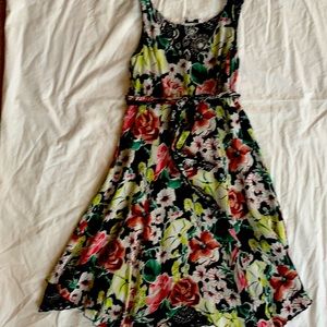 This dress is reversible!!!!